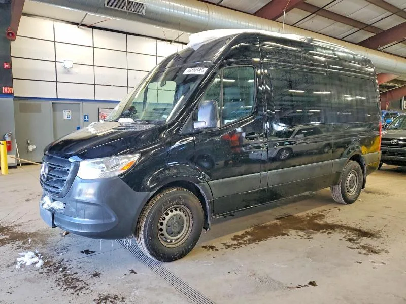 Mercedes-Benz SPRINTER 2025 из США — купить под ключ