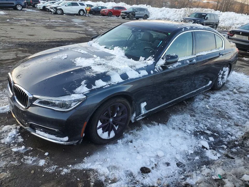 BMW 750 XI 2018 из США — купить под ключ