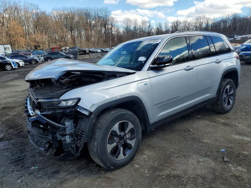 Jeep GRAND CHEROKEE 2023 из США — купить под ключ