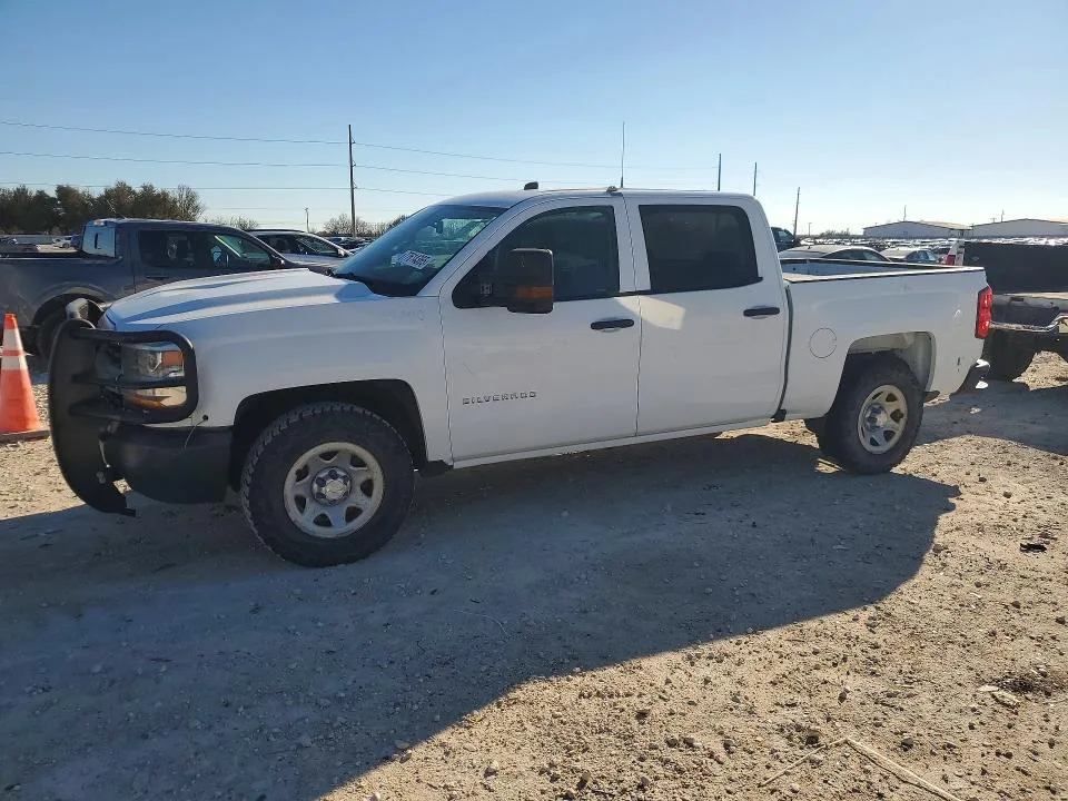 Chevrolet SILVERADO 2018 из США — купить под ключ
