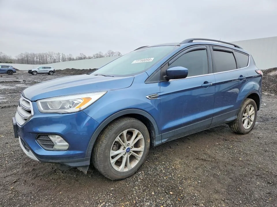 Ford ESCAPE 2018 из США — купить под ключ