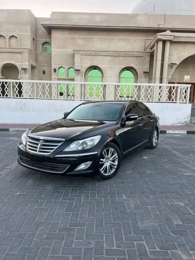 Hyundai Genesis 2013 из ОАЭ — купить под ключ
