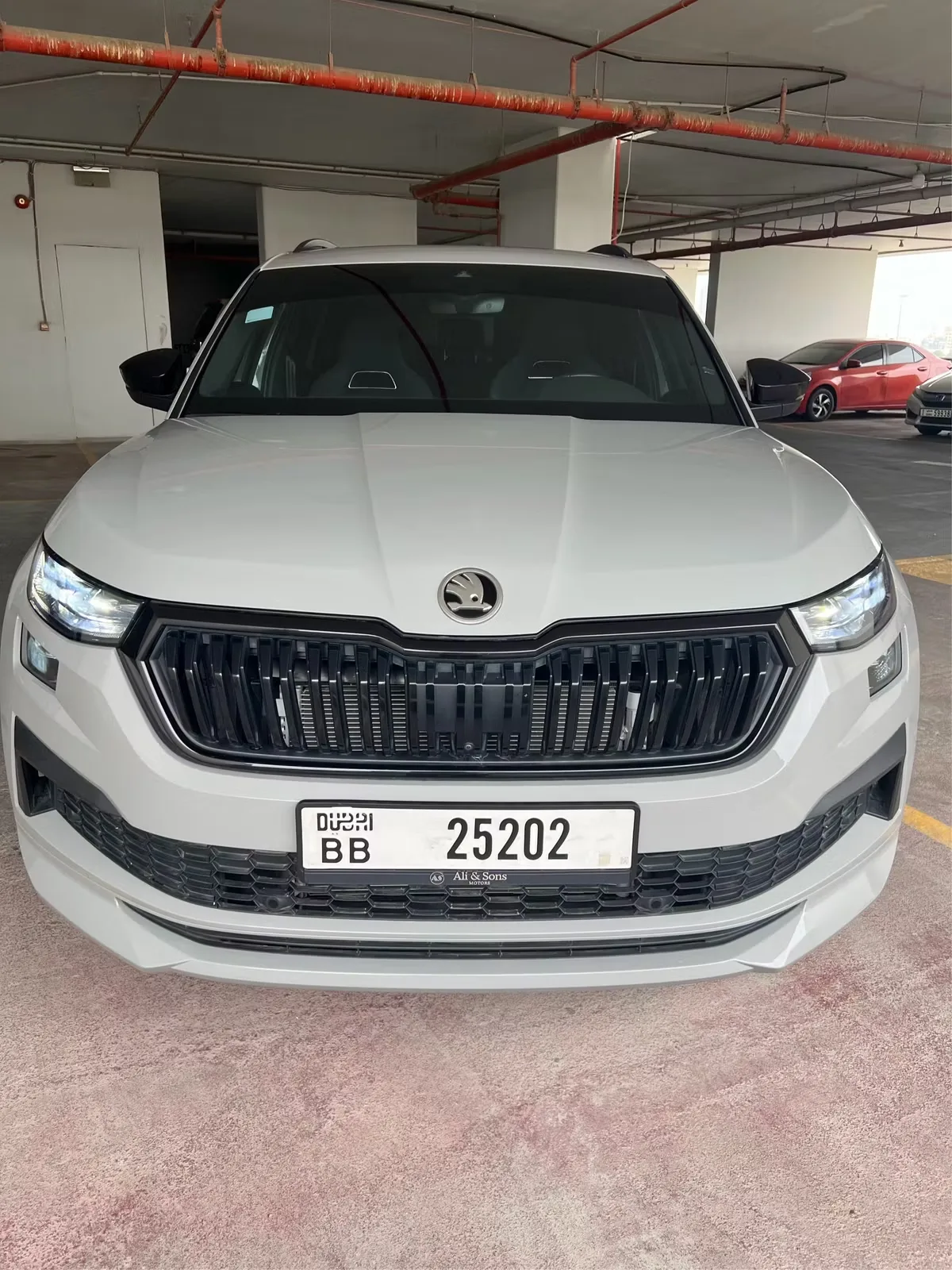 Skoda Kodiaq 2024 из ОАЭ — купить под ключ