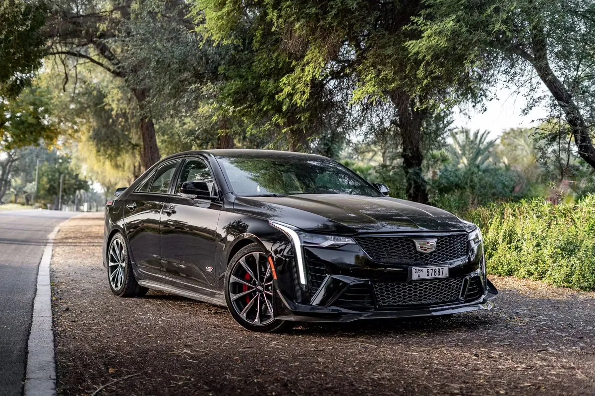 Cadillac CT4-V 2022 из ОАЭ — купить под ключ