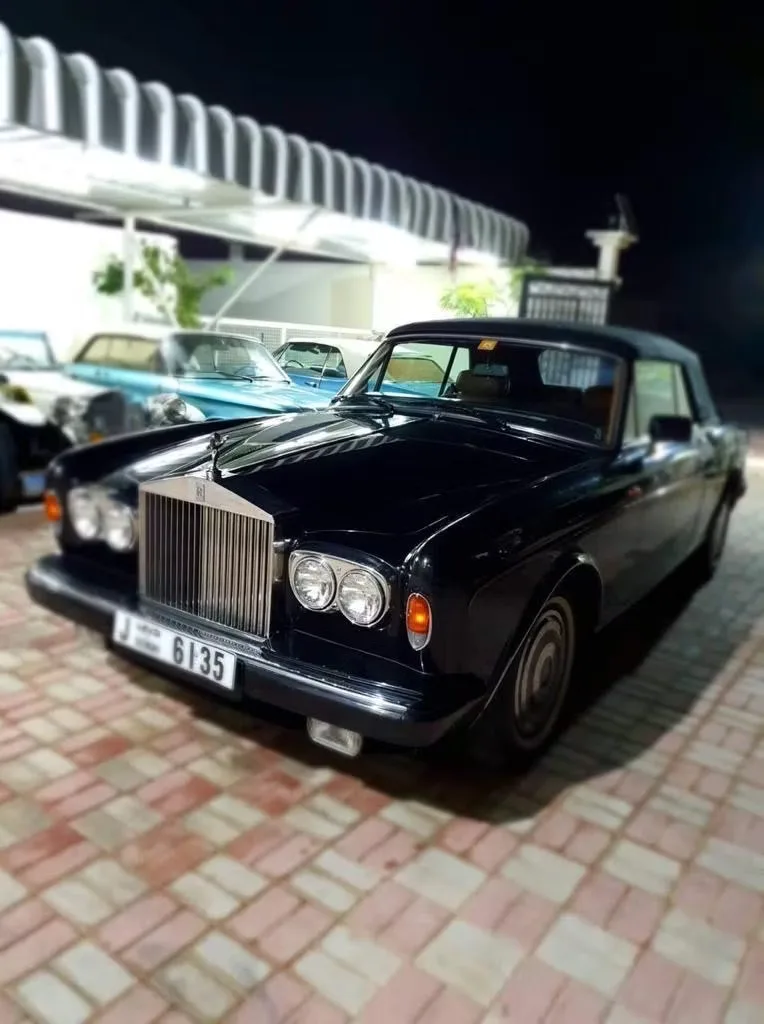 Rolls-Royce Corniche 1989 из ОАЭ — купить под ключ