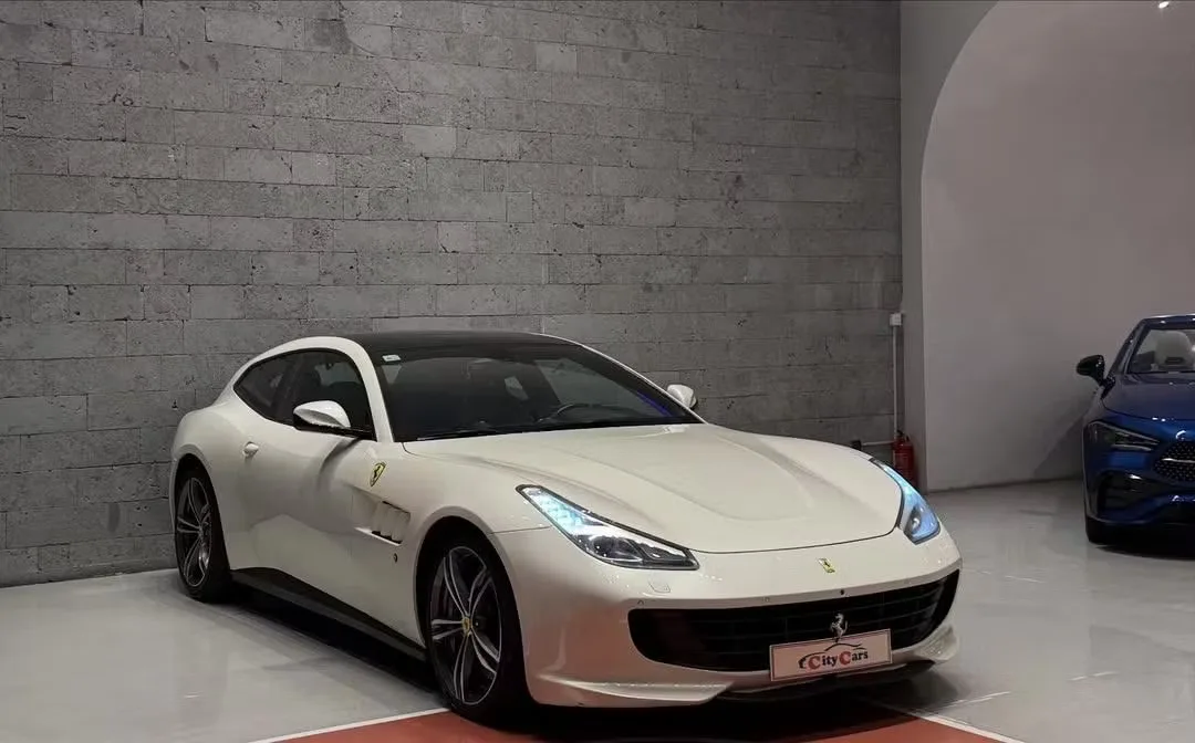 Ferrari GTC4Lusso 2017 из ОАЭ — купить под ключ