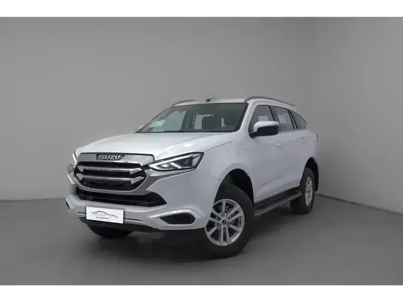 Isuzu MU-X 2023 из ОАЭ — купить под ключ