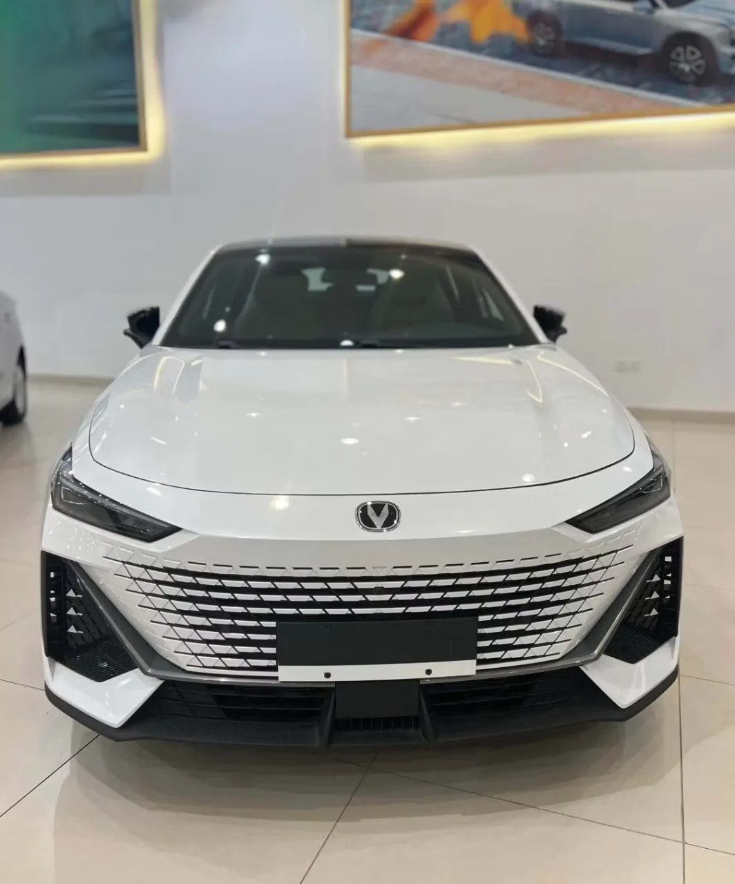 Changan UNI-V 2026 из ОАЭ — купить под ключ