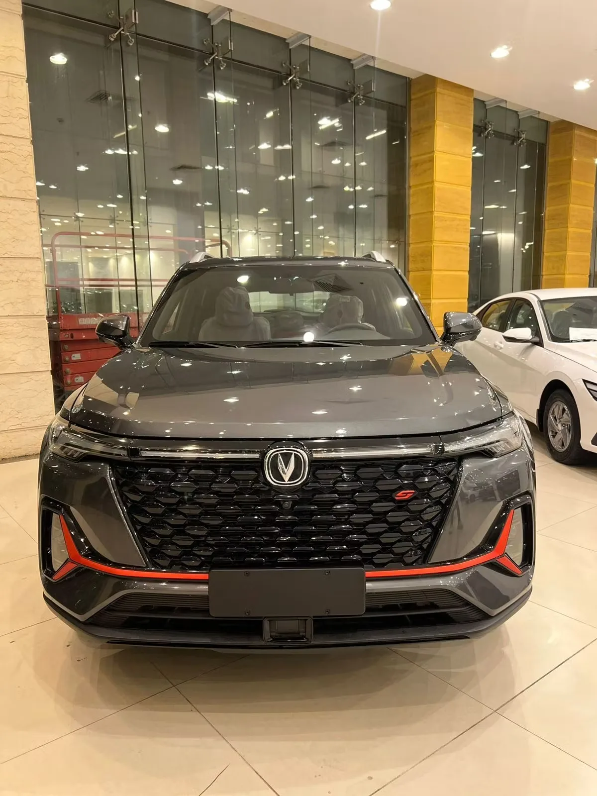 Changan CS35PLUS 2025 из ОАЭ — купить под ключ