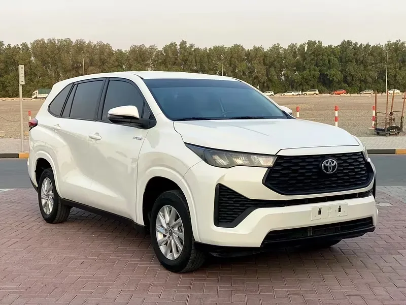 Toyota Innova 2024 из ОАЭ — купить под ключ