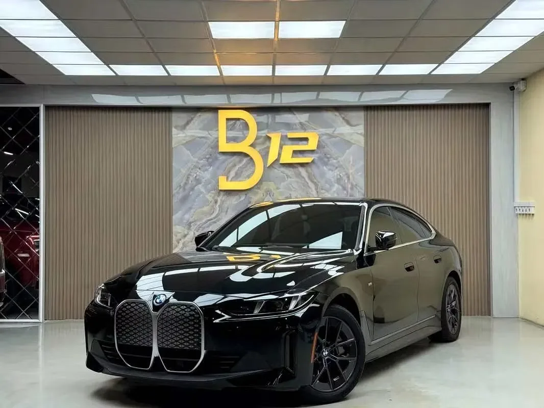 BMW i4 2025 из ОАЭ — купить под ключ
