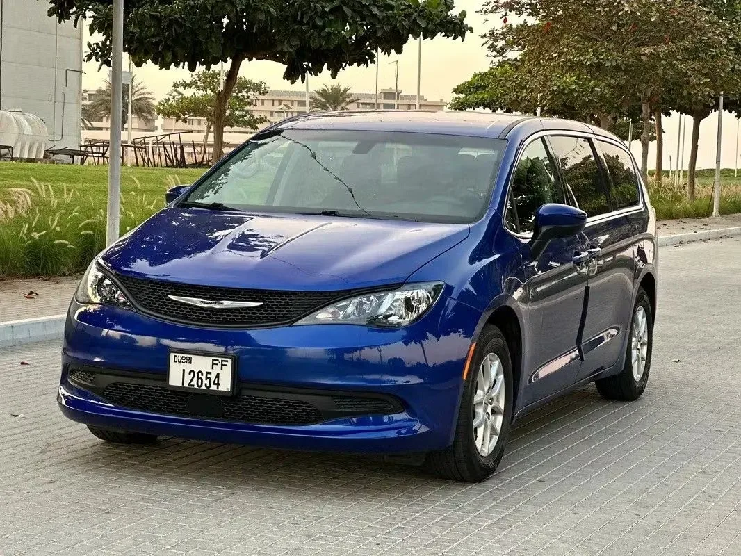 Chrysler Voyager 2021 из ОАЭ — купить под ключ