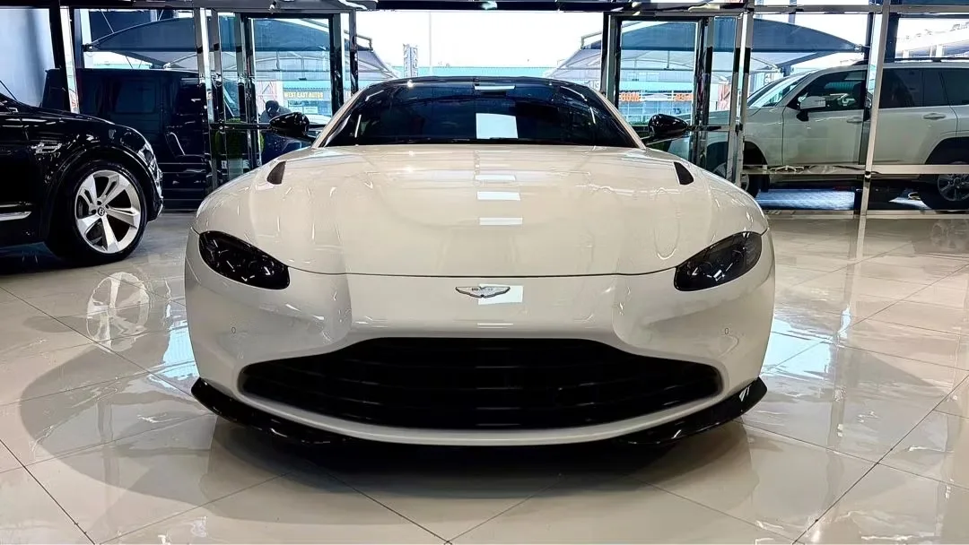 Aston Martin V8 Vantage 2022 из ОАЭ — купить под ключ