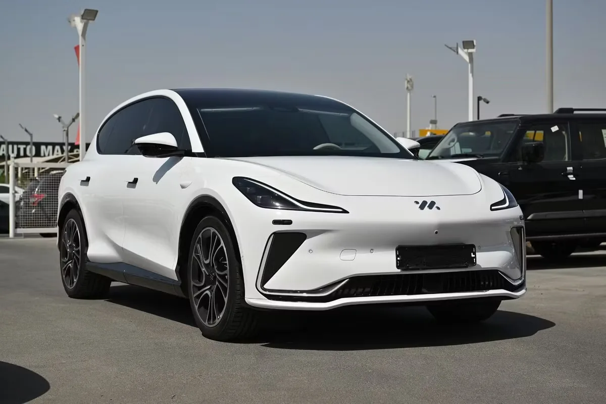 IM Motors (Zhiji) LS7 2025 из ОАЭ — купить под ключ