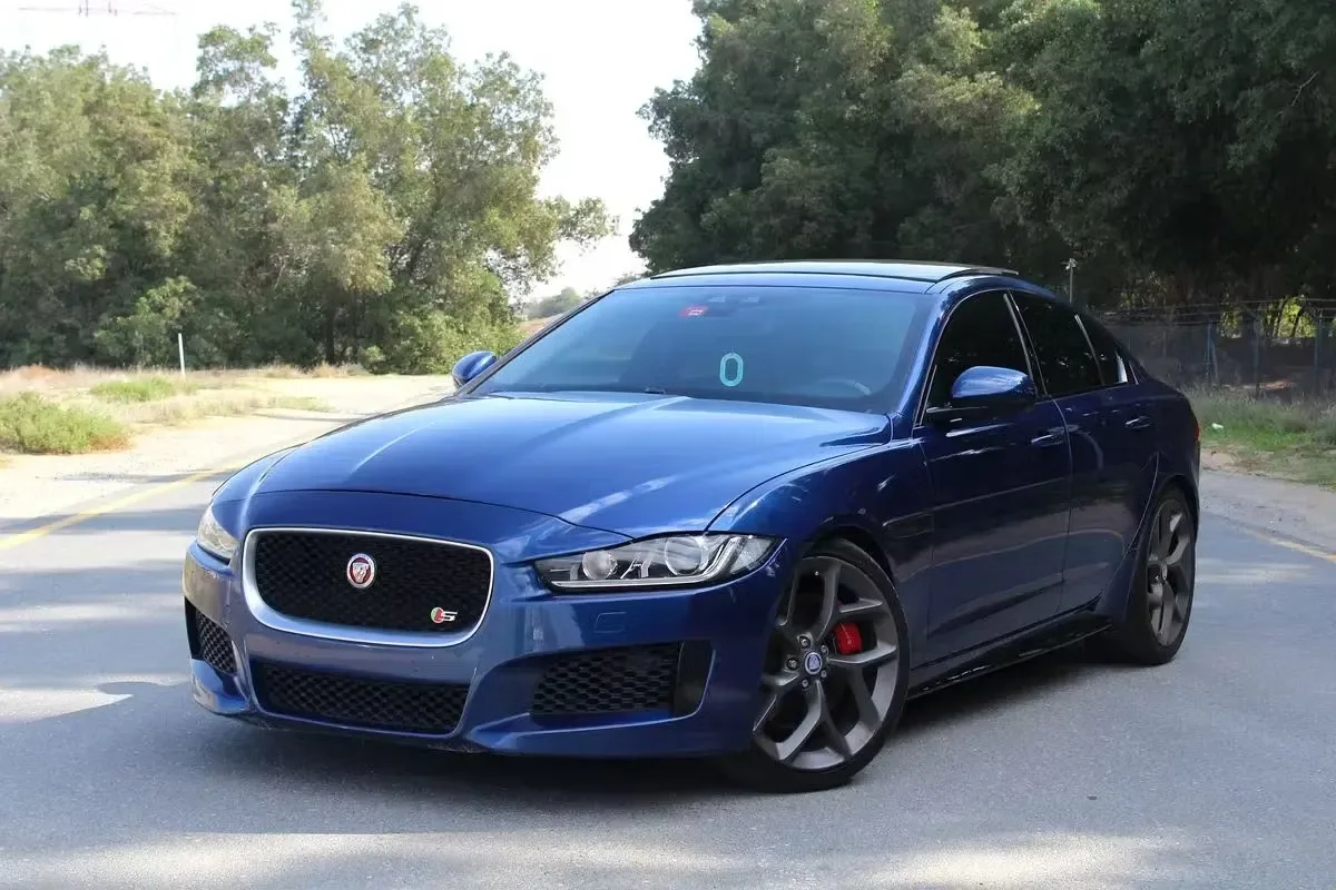 Jaguar XE 2016 из ОАЭ — купить под ключ