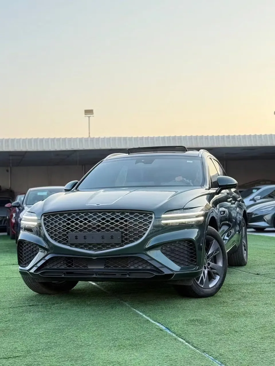 Genesis GV70 2023 из ОАЭ — купить под ключ