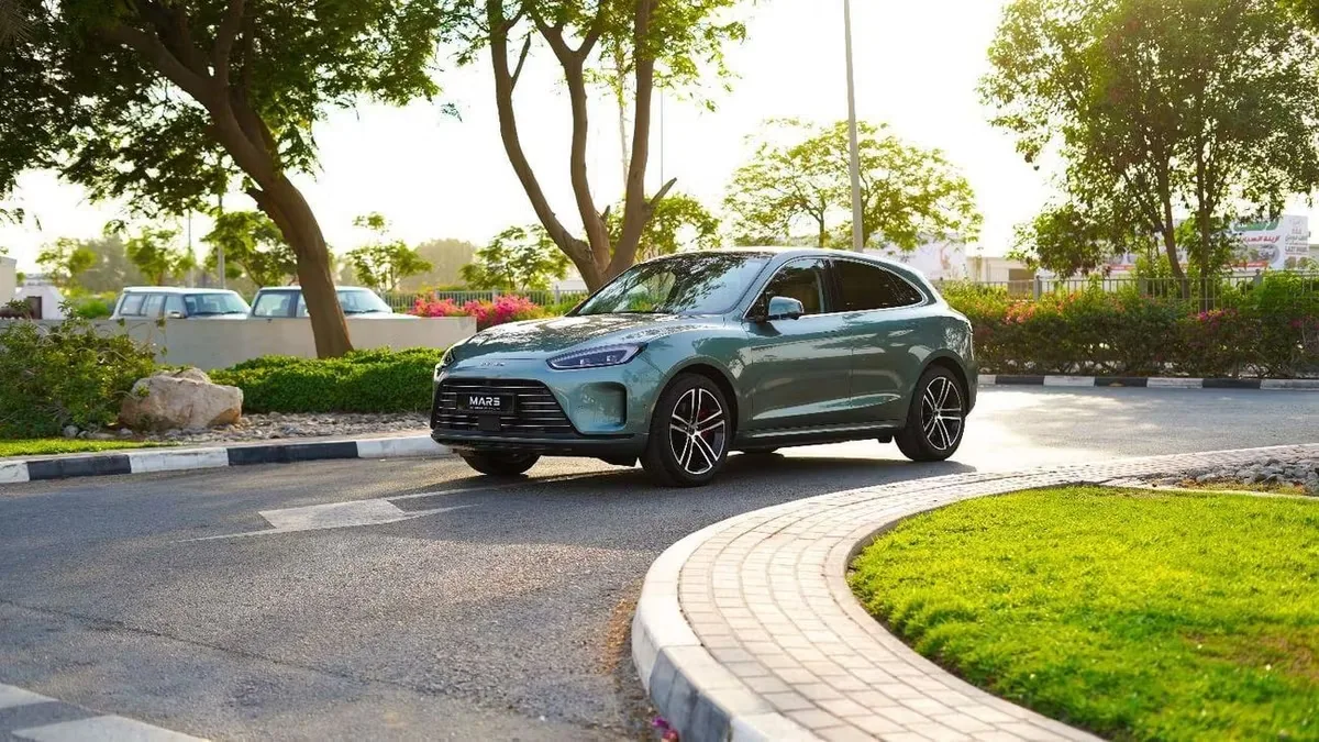Seres M5 2025 из ОАЭ — купить под ключ