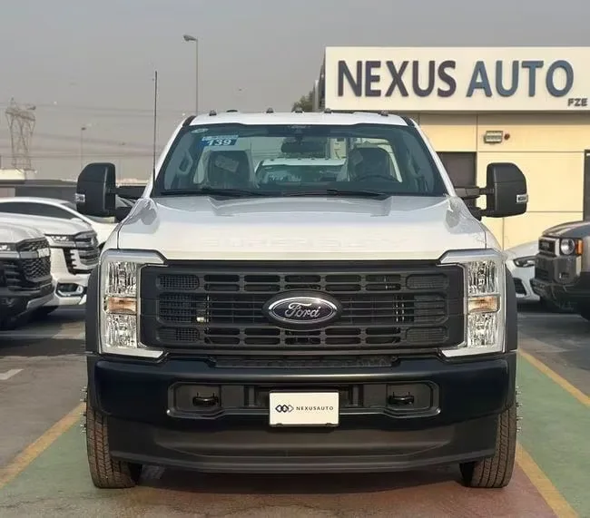 Ford F-550 2026 из ОАЭ — купить под ключ