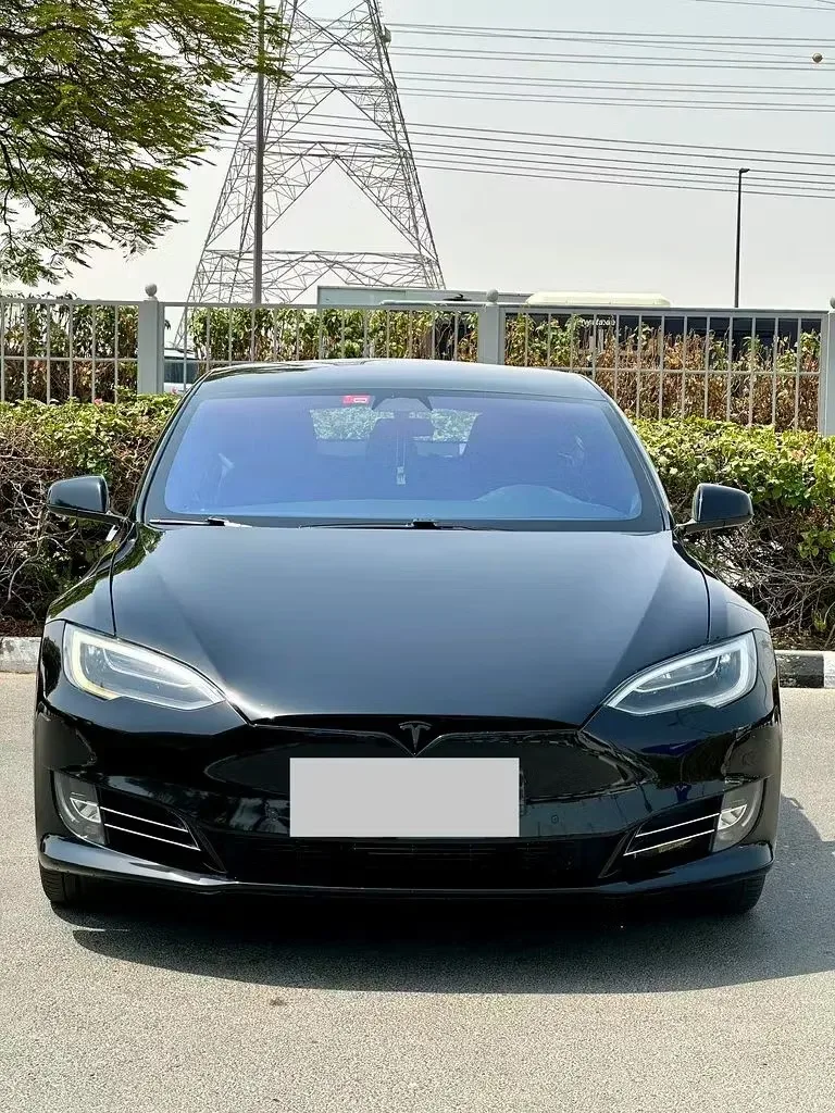 Tesla Model S 2017 из ОАЭ — купить под ключ