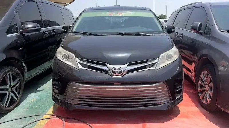 Toyota Sienna 2015 из ОАЭ — купить под ключ