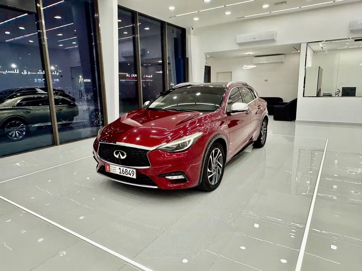 Infiniti Q30 2019 из ОАЭ — купить под ключ