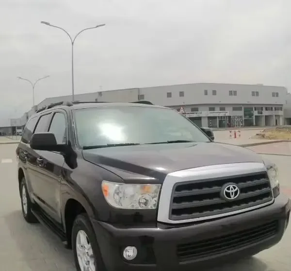 Toyota Sequoia 2017 из ОАЭ — купить под ключ