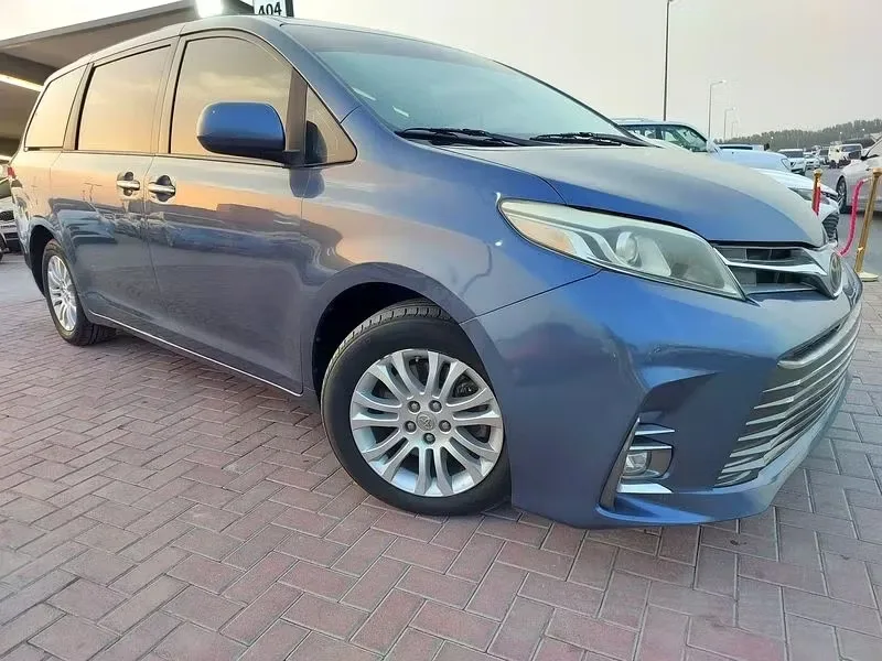 Toyota Sienna 2014 из ОАЭ — купить под ключ