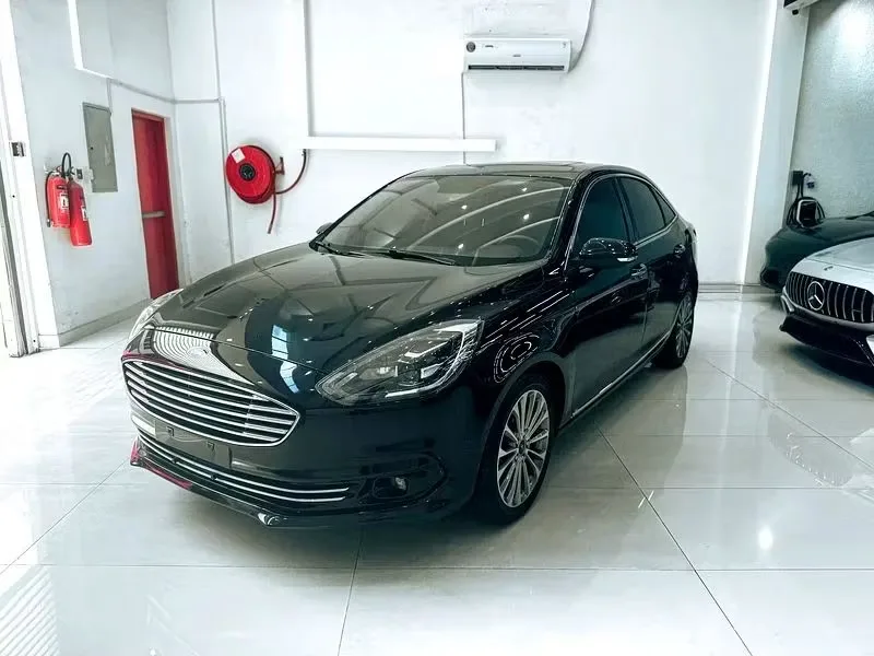 Ford Escort 2020 из ОАЭ — купить под ключ