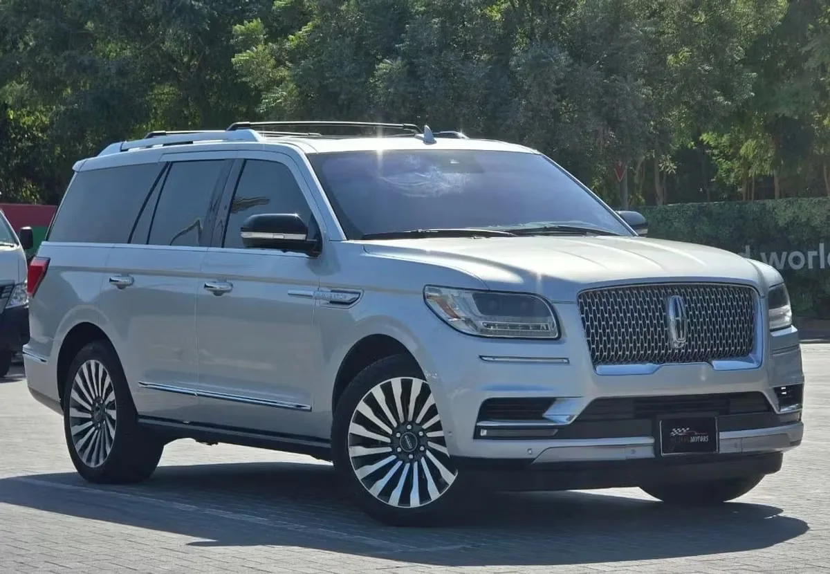 Lincoln Navigator 2018 из ОАЭ — купить под ключ