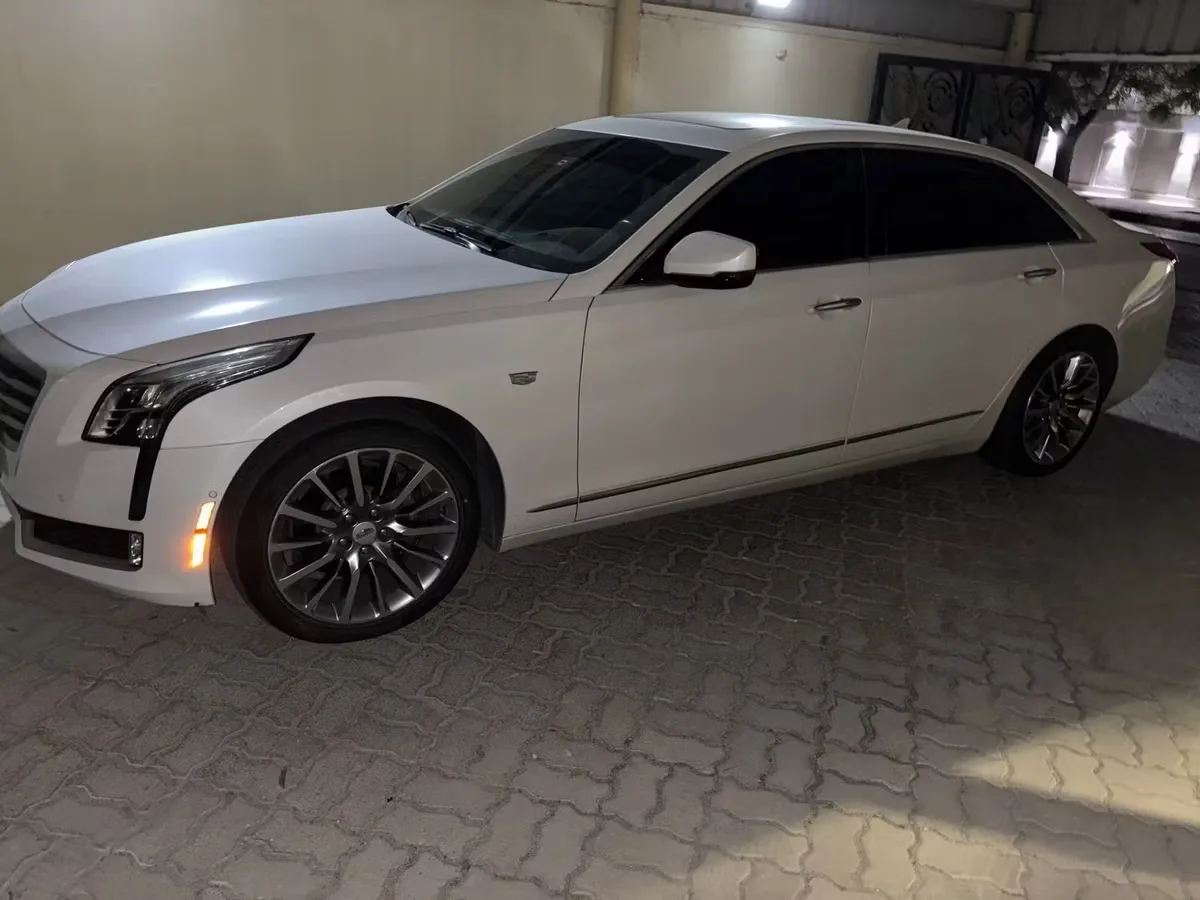 Cadillac CT6 2018 из ОАЭ — купить под ключ