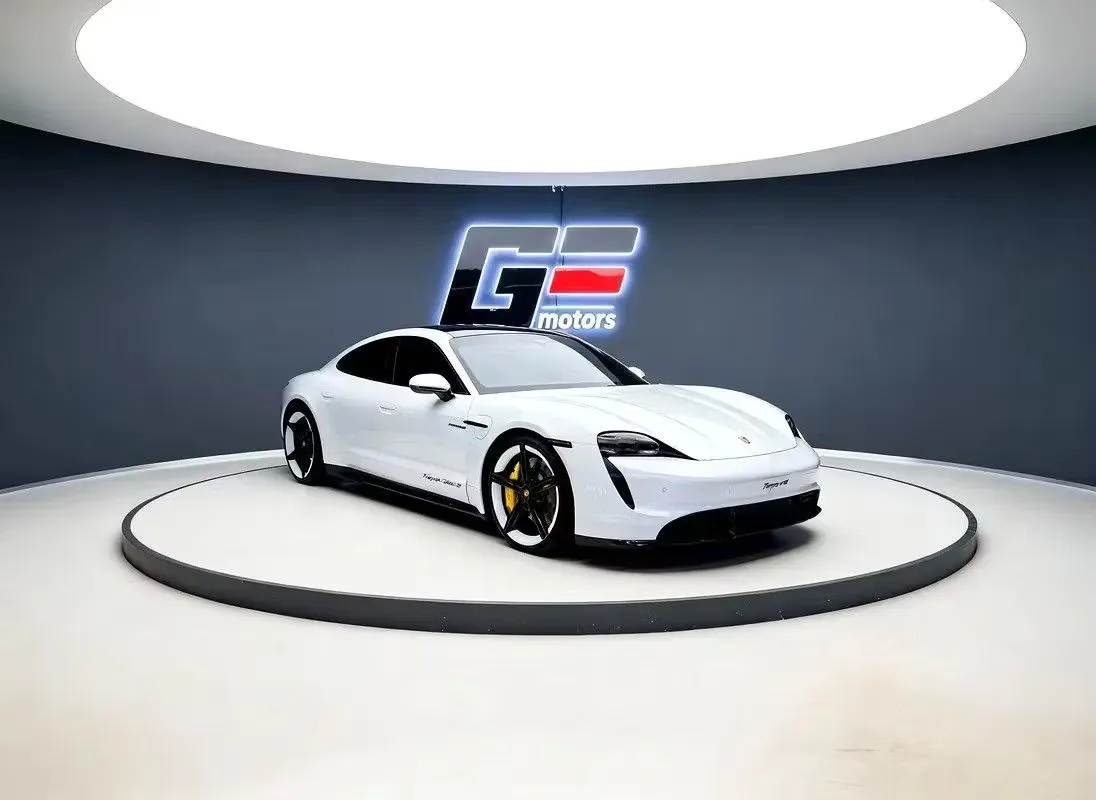 Porsche Taycan 2021 из ОАЭ — купить под ключ