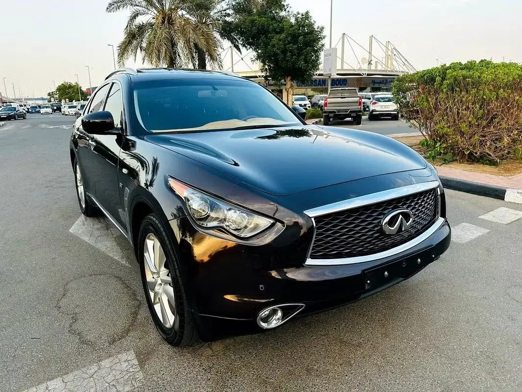 Infiniti QX70 2018 из ОАЭ — купить под ключ