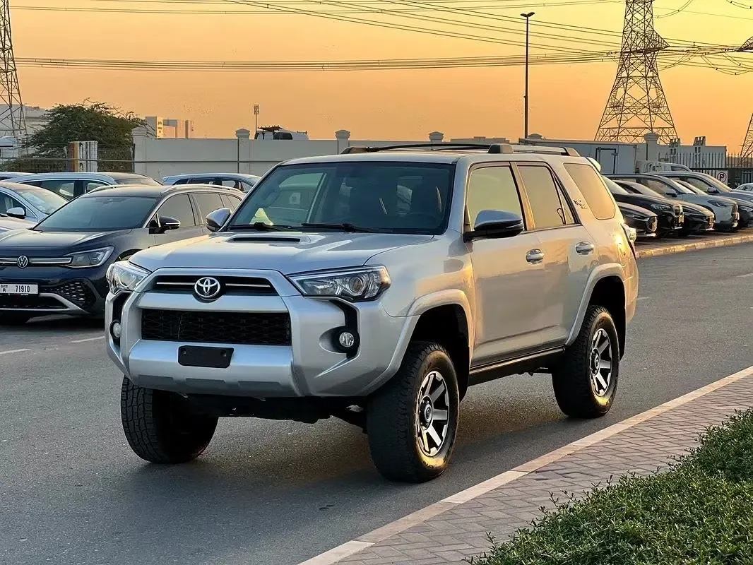 Toyota 4Runner 2018 из ОАЭ — купить под ключ