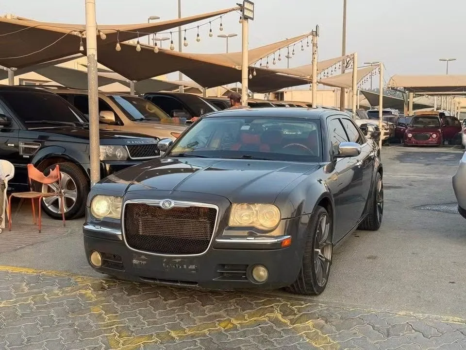 Chrysler 300C 2005 из ОАЭ — купить под ключ