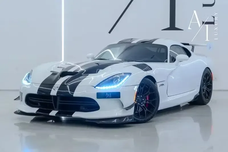 Dodge Viper 2016 из ОАЭ — купить под ключ