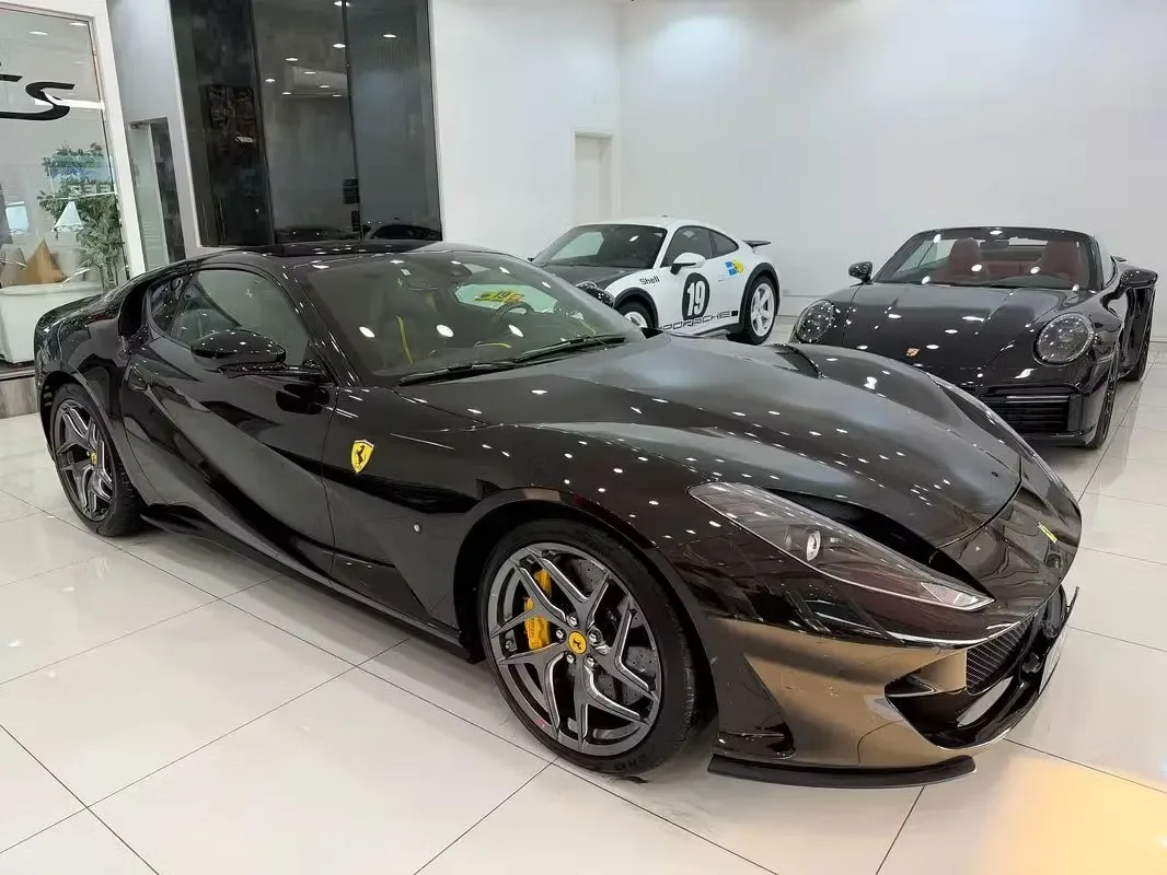Ferrari 812 2020 из ОАЭ — купить под ключ