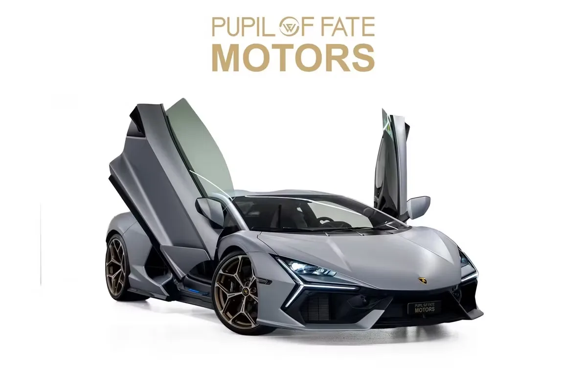 Lamborghini Revuelto 2025 из ОАЭ — купить под ключ