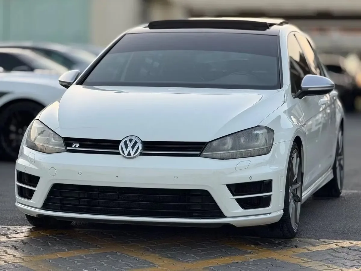 Volkswagen Golf R 2016 из ОАЭ — купить под ключ