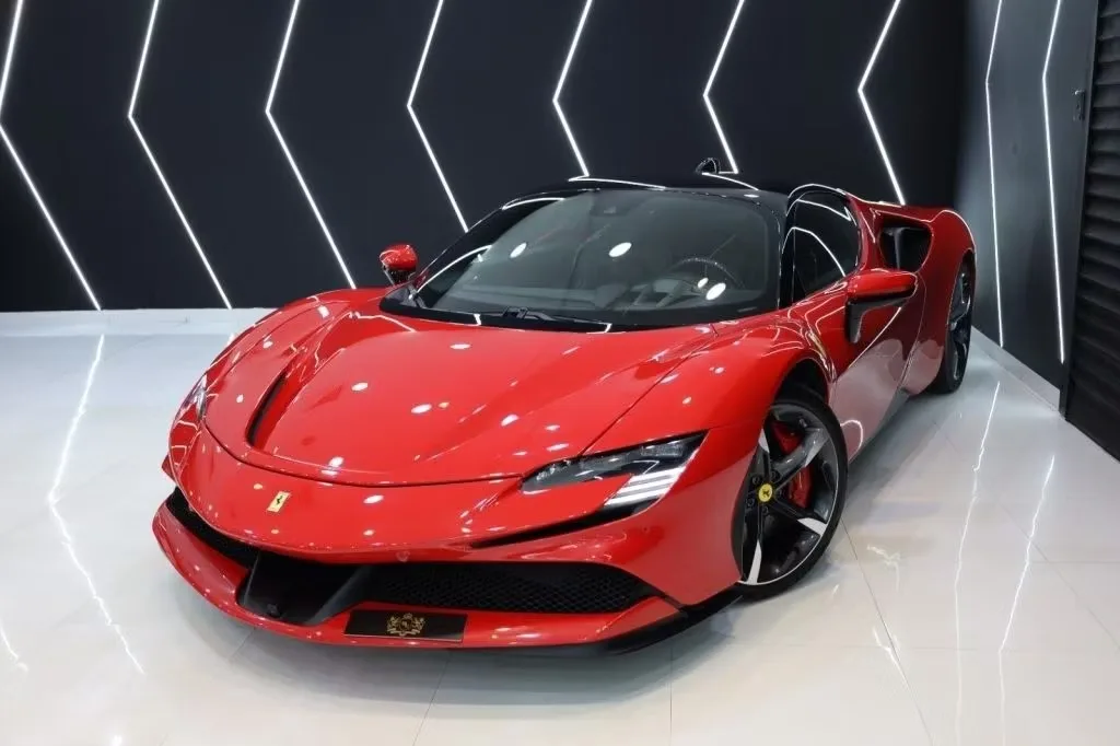 Ferrari SF90 Stradale 2022 из ОАЭ — купить под ключ