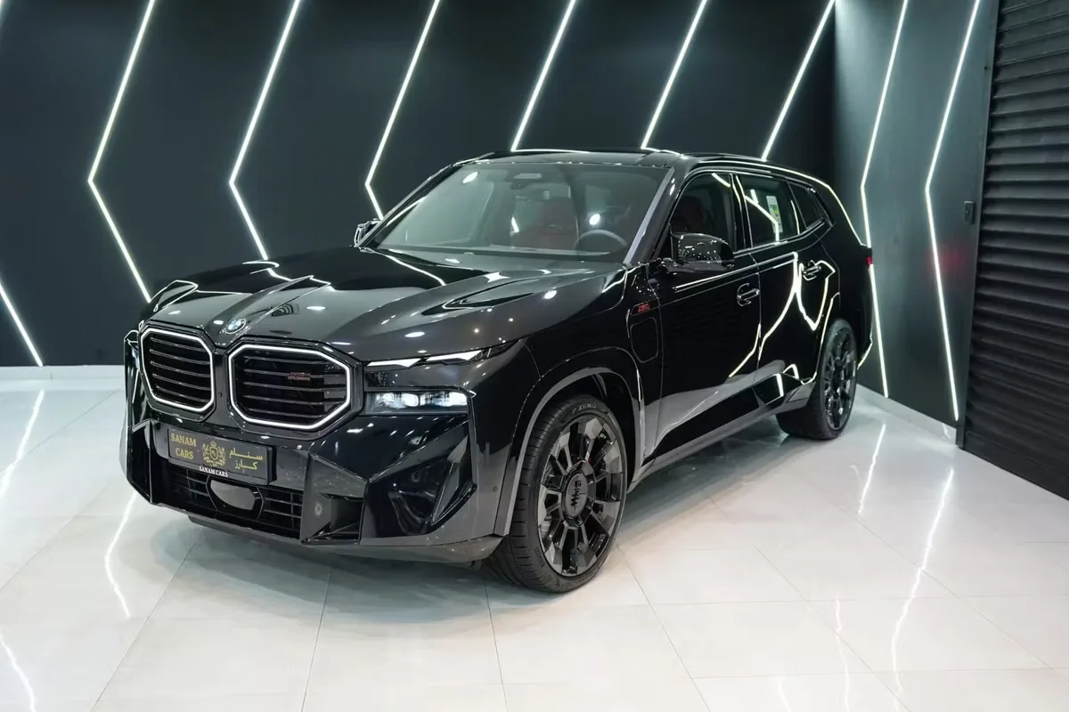 BMW XM 2025 из ОАЭ — купить под ключ