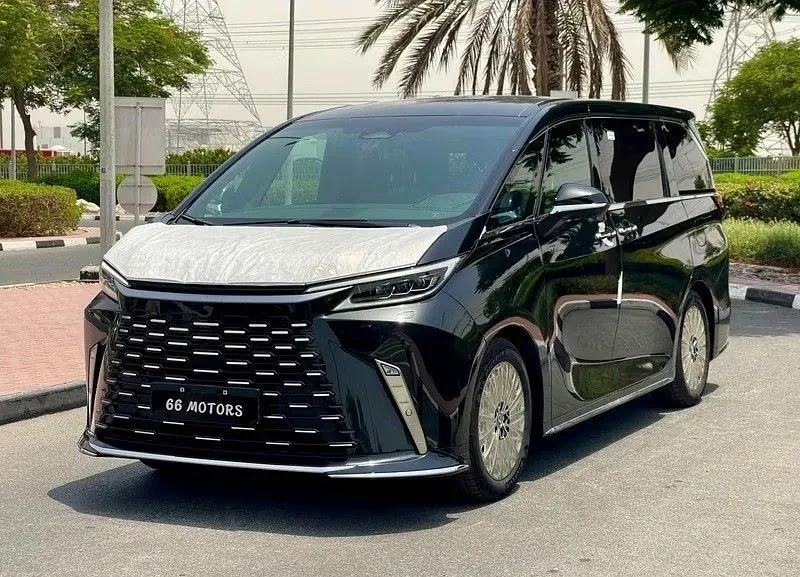 Lexus LM 2025 из ОАЭ — купить под ключ