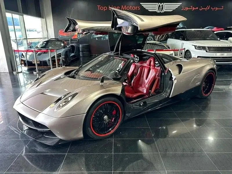 Pagani Huayra 2015 из ОАЭ — купить под ключ