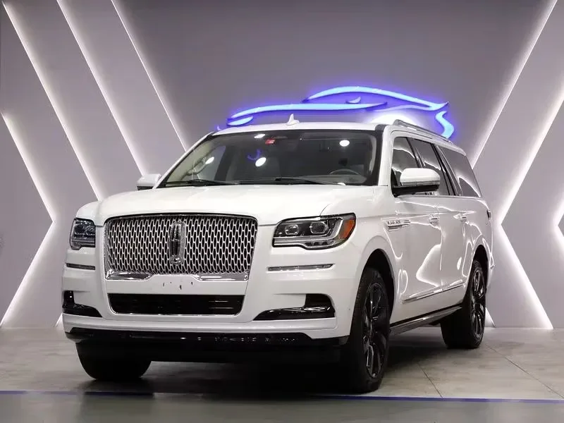 Lincoln Navigator 2022 из ОАЭ — купить под ключ