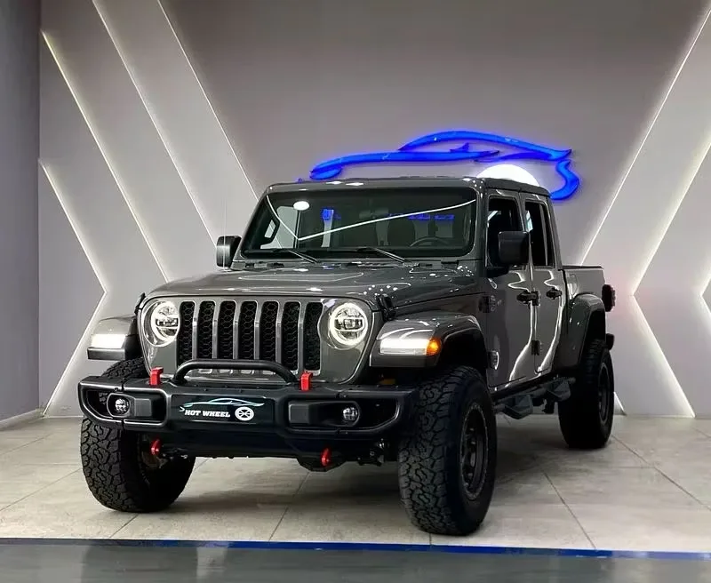 Jeep Gladiator 2023 из ОАЭ — купить под ключ