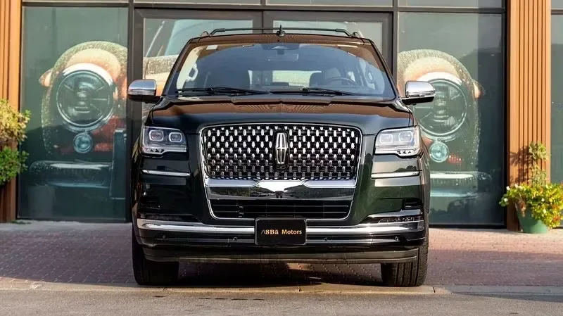 Lincoln Navigator 2024 из ОАЭ — купить под ключ