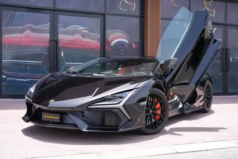 Lamborghini Revuelto 2024 из ОАЭ — купить под ключ
