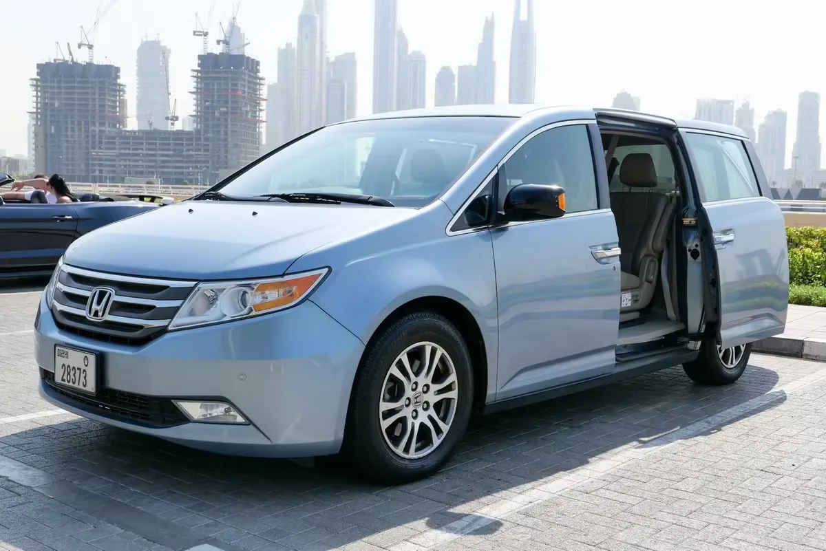 Honda Odyssey 2012 из ОАЭ — купить под ключ