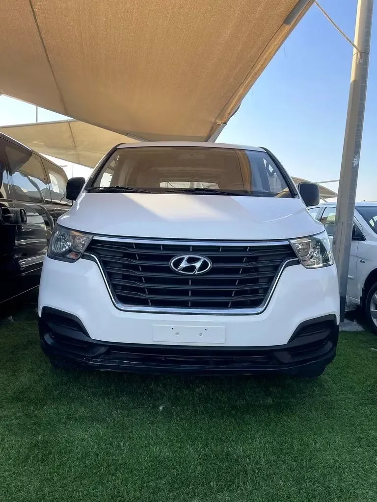 Hyundai H-1 2019 из ОАЭ — купить под ключ