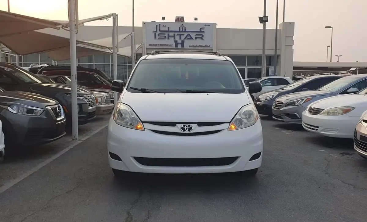 Toyota Sienna 2007 из ОАЭ — купить под ключ