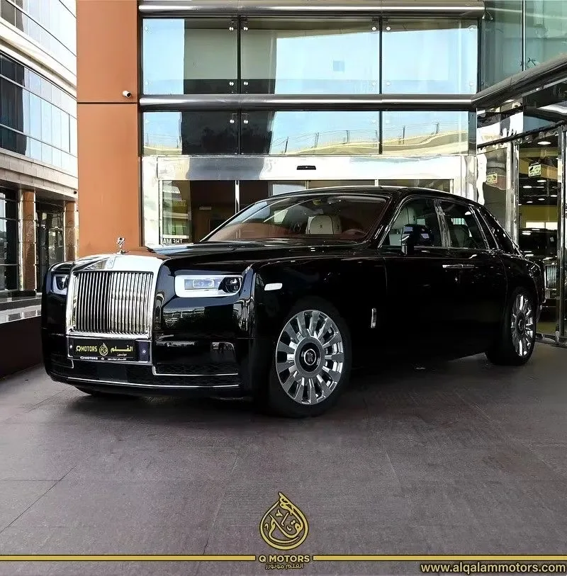 Rolls-Royce Phantom 2019 из ОАЭ — купить под ключ